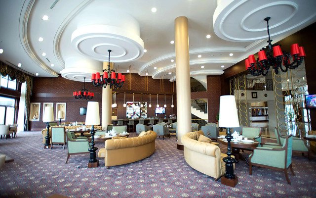 Wellborn Luxury Hotel