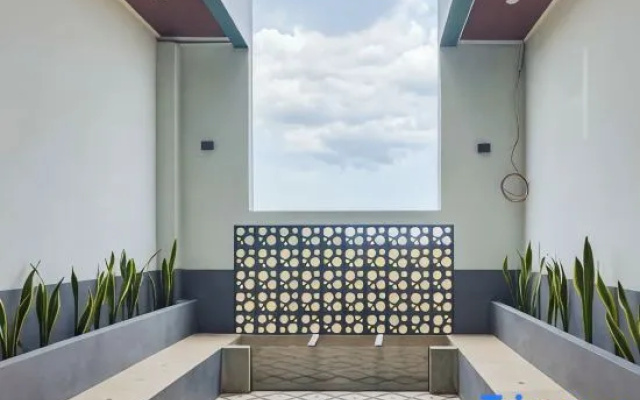 Urbanview Hotel JD Luxury Brebes