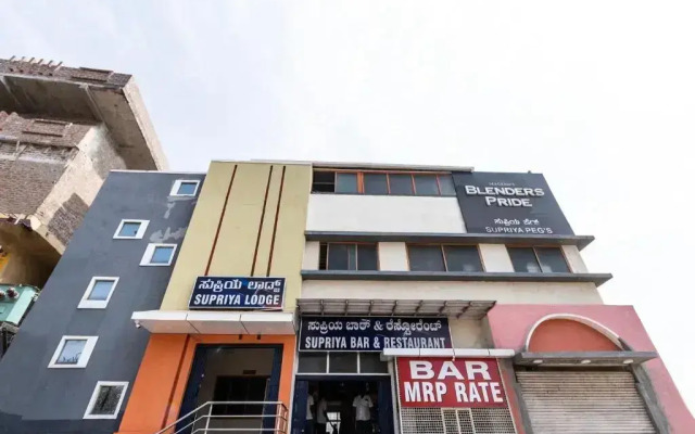 Supriya Lodge by OYO Rooms