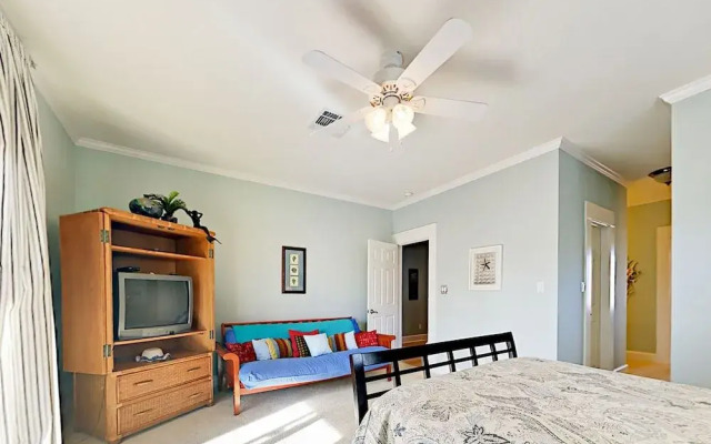 Big Beautiful and Beachside by RedAwning