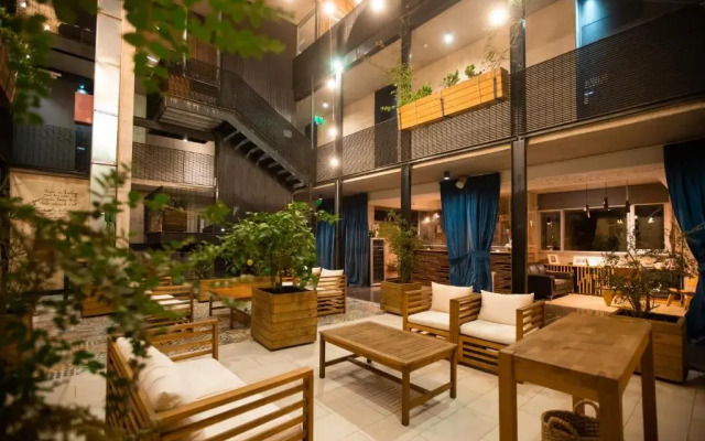 Verso Hotel