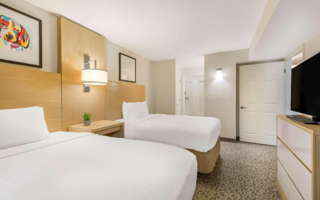 Sonesta ES Suites Charlotte Arrowood