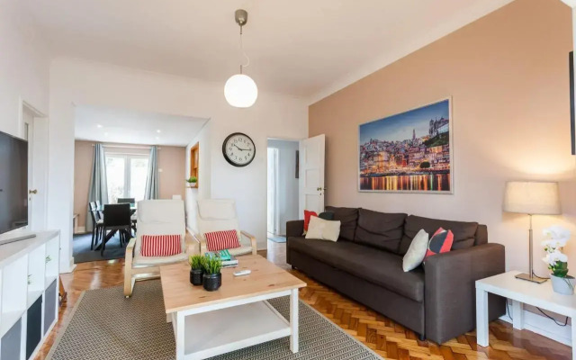 FLH Cascais Apartment with Terrace