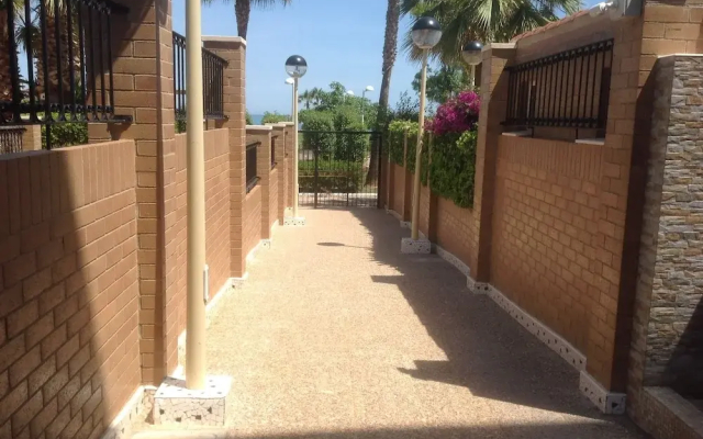 Let 4 U Costa Marina I