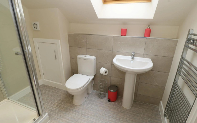 Modern Town House Shepley