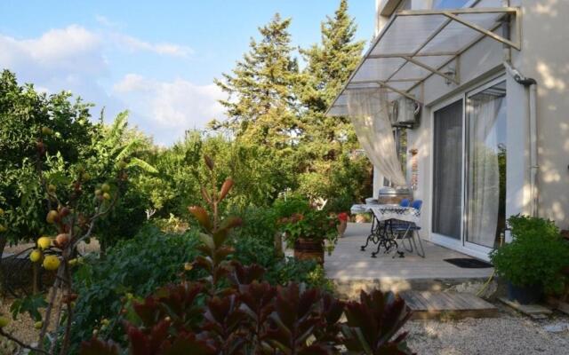 The Holiday House 2