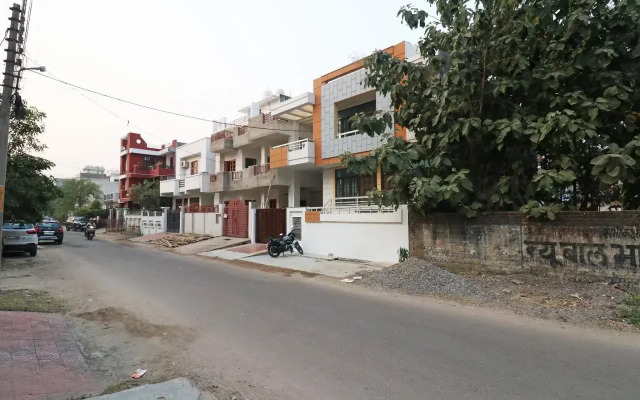 OYO 22764 Sun Hotel