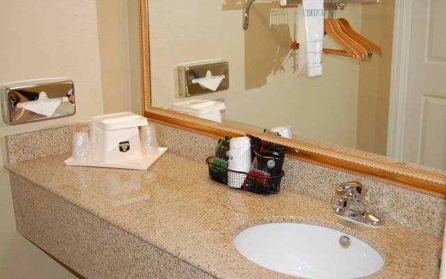 Clarion Pointe Morrow - Atlanta South