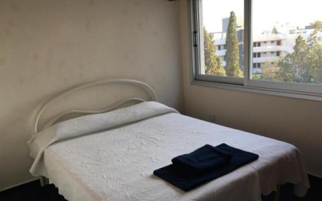 Spectacular 3 Bed Apartment