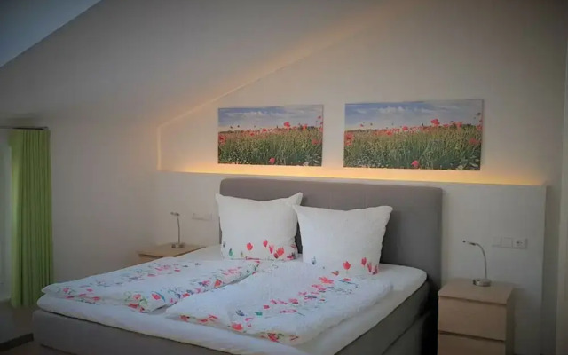 Rugenlust - With sea View / Home Office