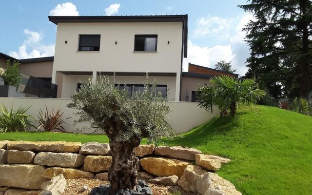 Villa'vi Lyon Est Chambres d'Hôtes
