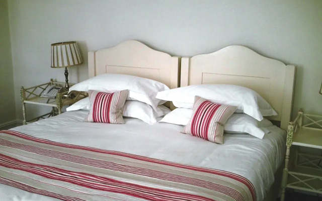 Priory Bay Hotel, Golf & Beach Club