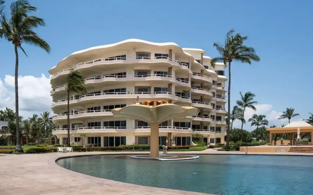 CONDO QUINTA DEL MAR by TRVL2HM