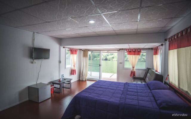 Naphatphorn Resort