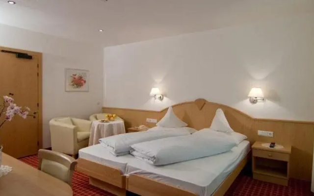 Hotel Pension Flora