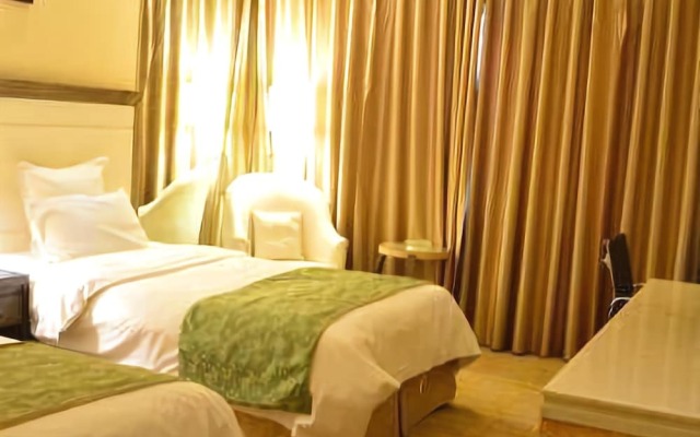 Kunlun International Business Hotel