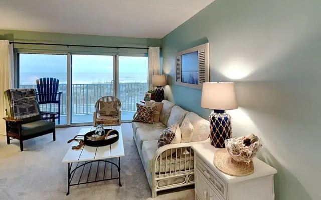 Jacksonville Beachdrifter by Distinctive Beach Rentals