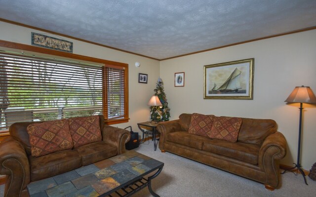 Whispering Oaks 3 Bedroom House