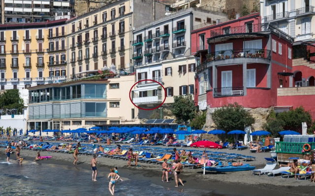 LHP Suite Posillipo