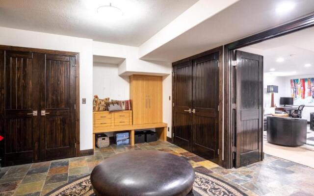 601 Deer Valley Drive