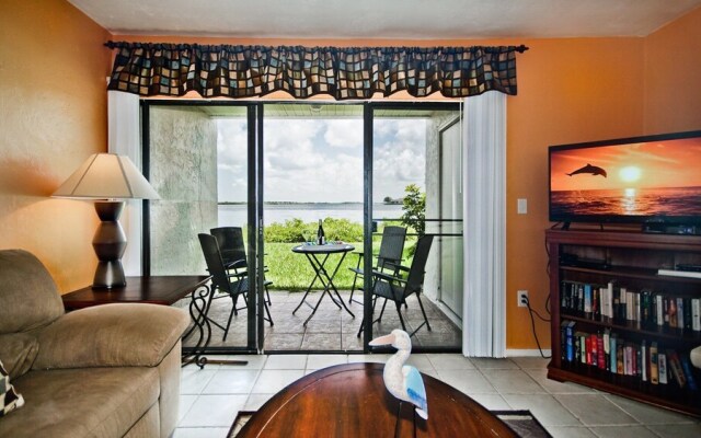 Runaway Bay Resort by BBG