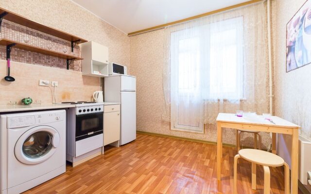 Апартаменты «Добрые Сутки», ул. Генерала Варенникова, 2