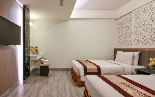 Harmonious Hotel