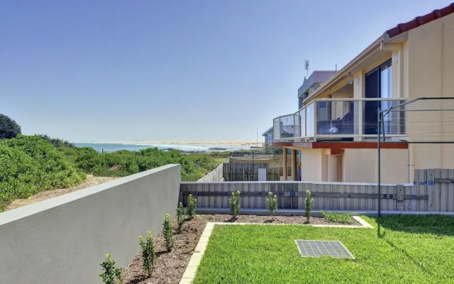 Seas the Day, 41B Ocean Avenue