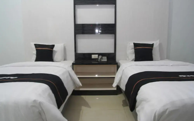 OYO 2104 Hotel Grand Sabrina