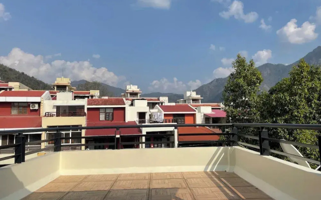 White House By The Ganges