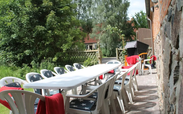 Gutshaus in Gressow mit Teich