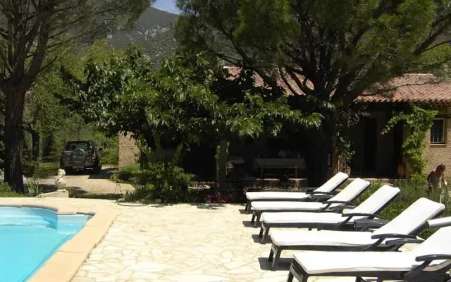 Villa 2 Cypresses