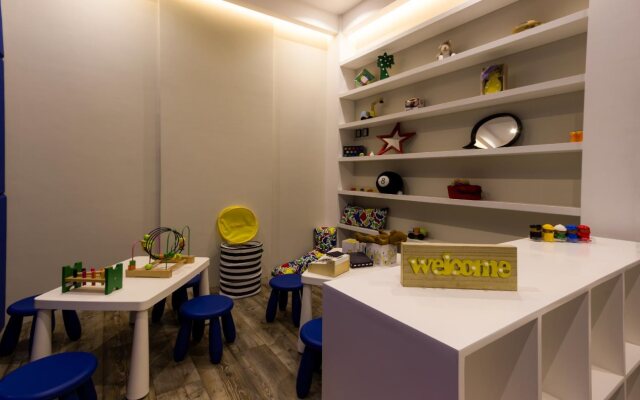 Q Suites Jeddah by EWA