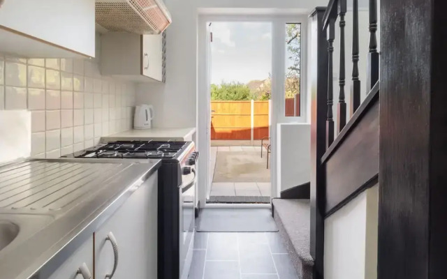 Host Stay St Martin s Road