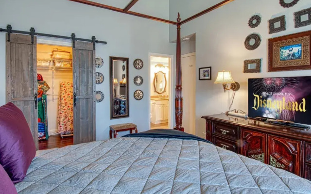 Maleficent's Retreat 2 Bedrooms 1.5 Bathroom Condo