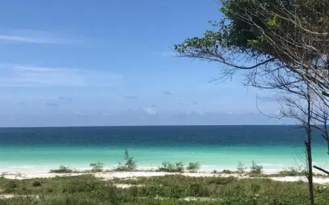 Coconut Boulevard Resort