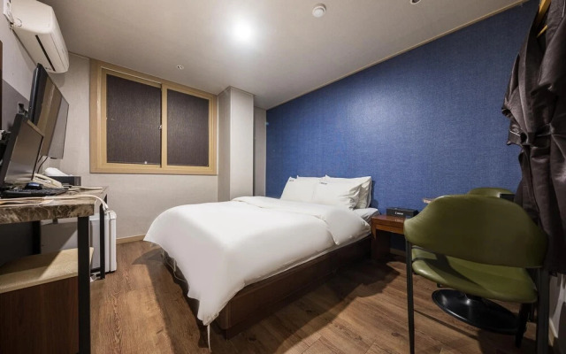 Seongnam Je Motel