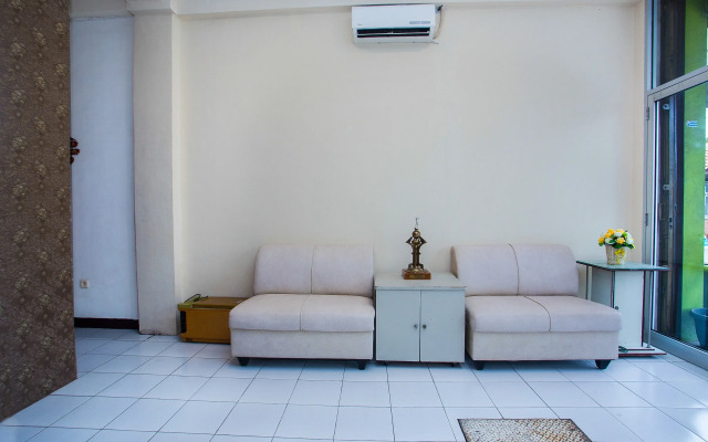 SPOT ON 2589 Marina Residence