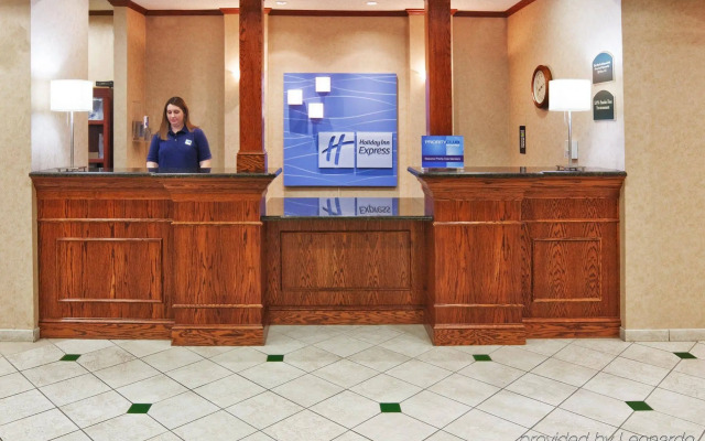 Holiday Inn Express Hotel & Suites Dallas Lewisville by IHG
