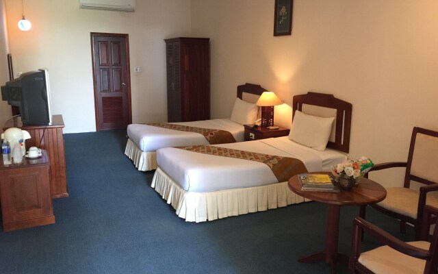Champa Palace Hotel