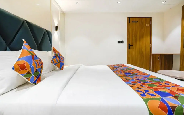 Fabhotel Ms Residency