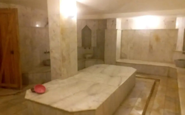 Grand Hotel Avci Karaburun