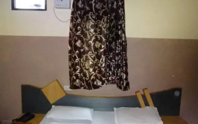 Hotel Bharat Residency
