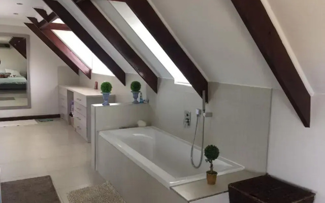 Clairwood Villa