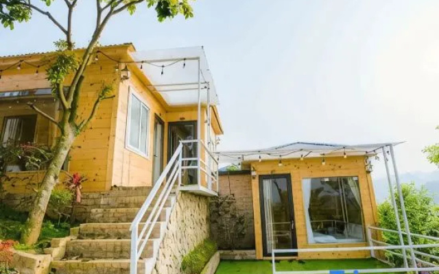 Wooden House Moc Chau — hotel in Moc Chau