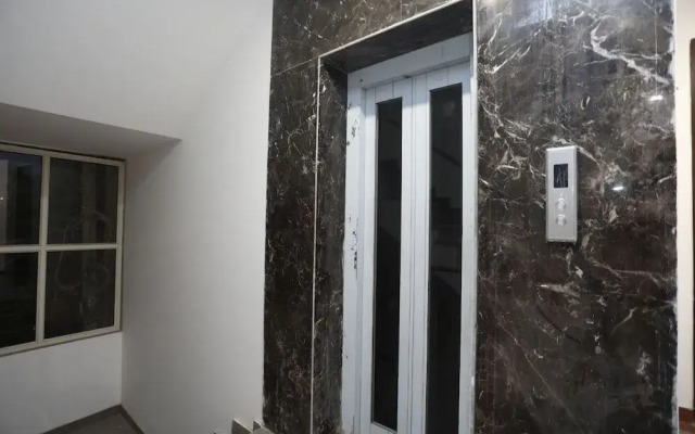 OYO 14481 Almati Inn