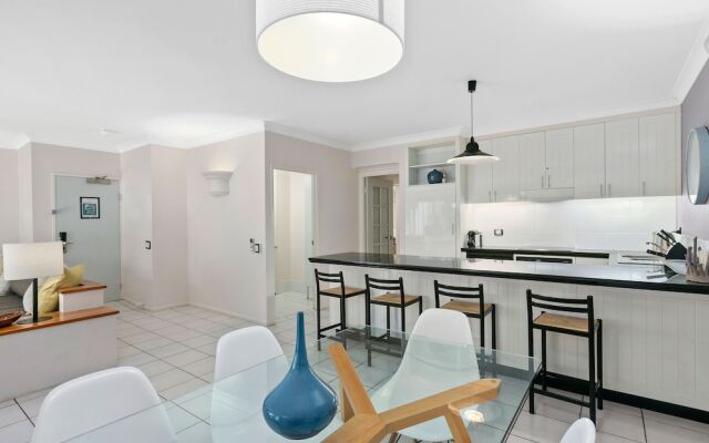 Poolside Apt In Alamanda Beachfront Resort 41