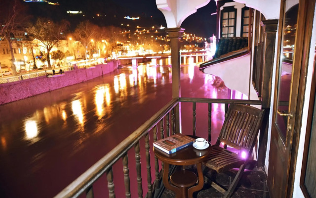 Uluhan Otel