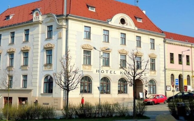 Hotel Květnice