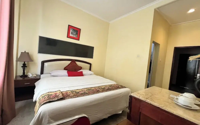 OYO 94579 Sm Raja Guest House